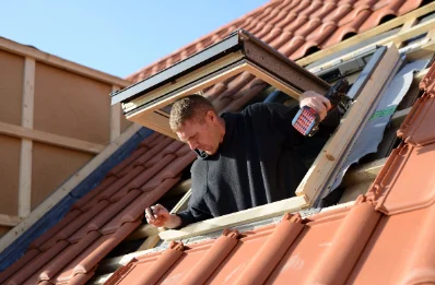 Pose de fenêtres de toit Velux à Maizy